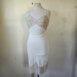 Vintage 60s Womens Cream Beige Nylon Tricot Slip Dress Lingerie Lace Trim 34/S